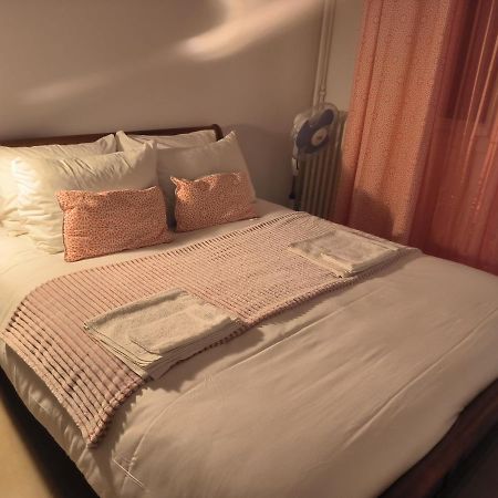 Appartement Cosy Pavillons-sous-Bois Esterno foto
